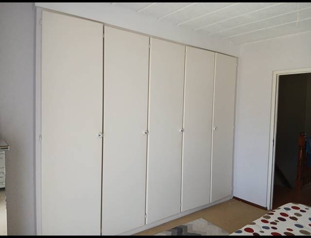 2 BEDROOM APARTMENT FOR SALE IN KEY WEST ESTATE